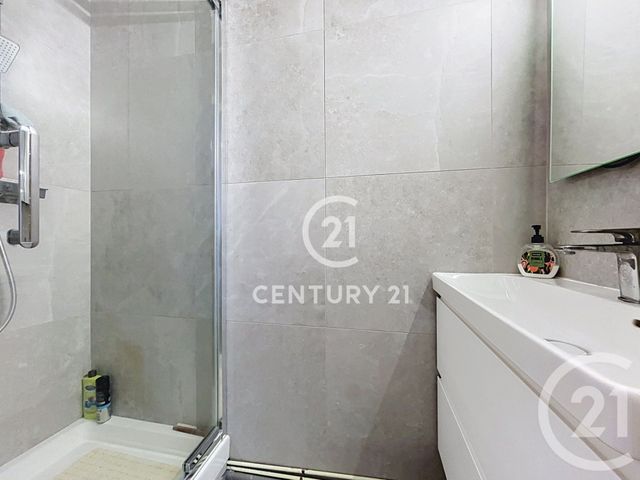 Appartement F5 à vendre - 5 pièces - 97.96 m2 - DEUIL LA BARRE - 95 - ILE-DE-FRANCE - Century 21 Le Domaine