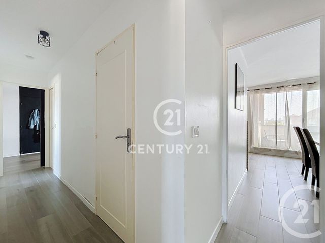 Appartement F5 à vendre - 5 pièces - 97.96 m2 - DEUIL LA BARRE - 95 - ILE-DE-FRANCE - Century 21 Le Domaine