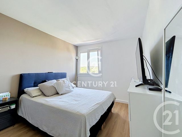 Appartement F5 à vendre - 5 pièces - 97.96 m2 - DEUIL LA BARRE - 95 - ILE-DE-FRANCE - Century 21 Le Domaine