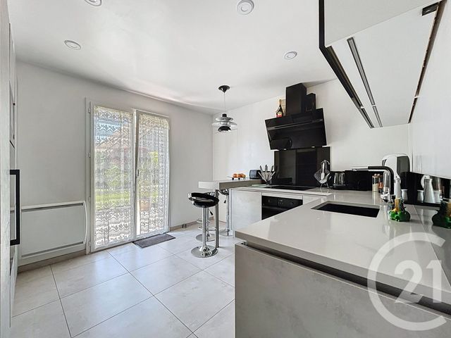 Afficher la photo en grand maison à vendre - 8 pièces - 138.27 m2 - MONTMAGNY - 95 - ILE-DE-FRANCE - Century 21 Le Domaine