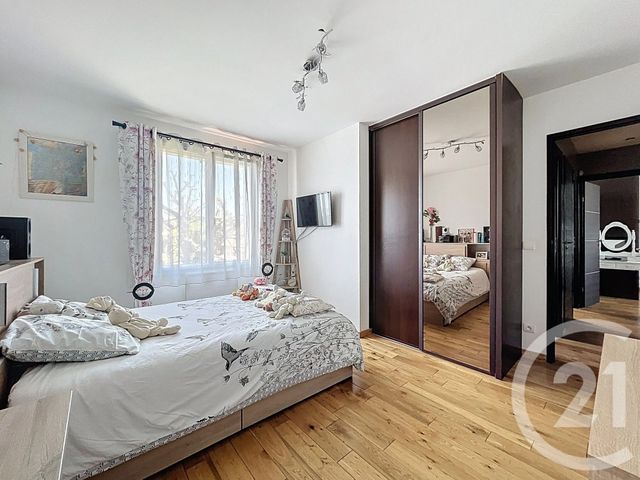 Afficher la photo en grand maison à vendre - 8 pièces - 138.27 m2 - MONTMAGNY - 95 - ILE-DE-FRANCE - Century 21 Le Domaine