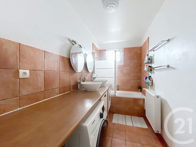 Appartement F4 à vendre - 4 pièces - 83.09 m2 - DEUIL LA BARRE - 95 - ILE-DE-FRANCE - Century 21 Le Domaine