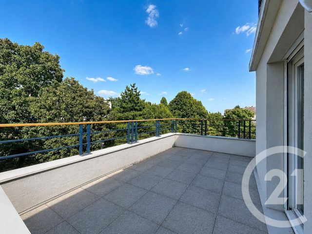 Appartement F4 à vendre - 4 pièces - 82.04 m2 - MONTMAGNY - 95 - ILE-DE-FRANCE - Century 21 Le Domaine