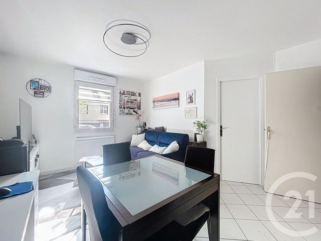 Afficher la photo en grand Appartement F1 à vendre - 1 pièce - 32.59 m2 - DEUIL LA BARRE - 95 - ILE-DE-FRANCE - Century 21 Le Domaine