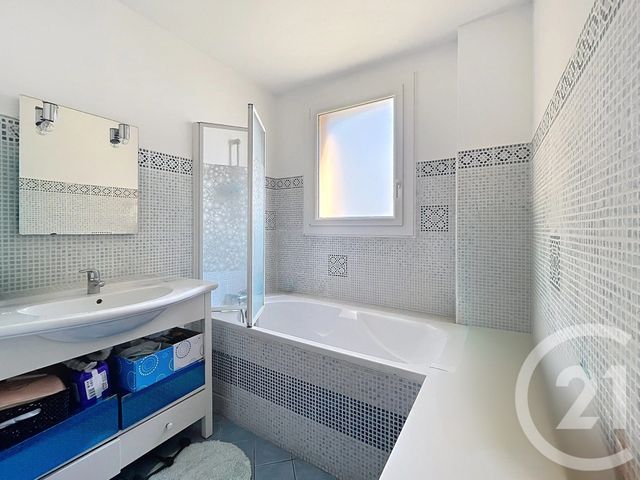 Appartement F3 à vendre - 3 pièces - 69.26 m2 - DEUIL LA BARRE - 95 - ILE-DE-FRANCE - Century 21 Le Domaine