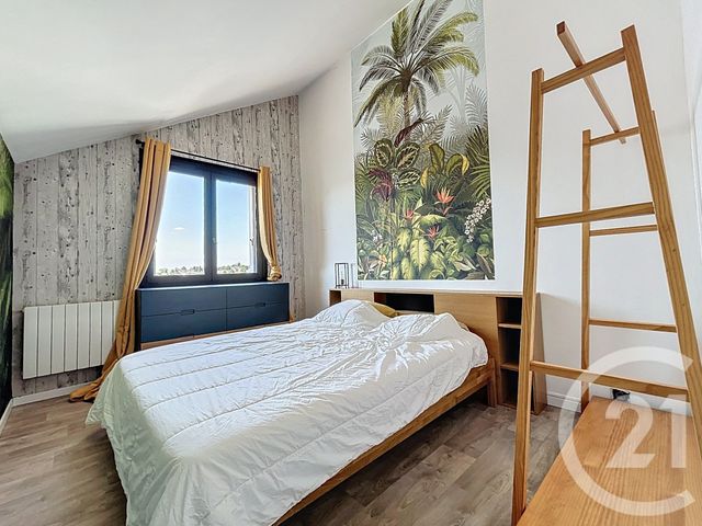 Afficher la photo en grand Appartement F4 à vendre - 4 pièces - 83.63 m2 - DEUIL LA BARRE - 95 - ILE-DE-FRANCE - Century 21 Le Domaine