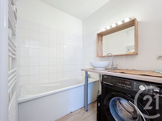 Afficher la photo en grand Appartement F4 à vendre - 4 pièces - 83.63 m2 - DEUIL LA BARRE - 95 - ILE-DE-FRANCE - Century 21 Le Domaine