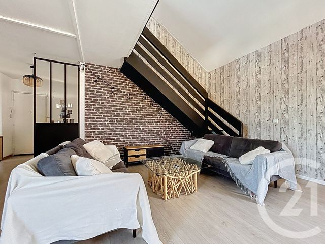 Afficher la photo en grand Appartement F4 à vendre - 4 pièces - 83.63 m2 - DEUIL LA BARRE - 95 - ILE-DE-FRANCE - Century 21 Le Domaine
