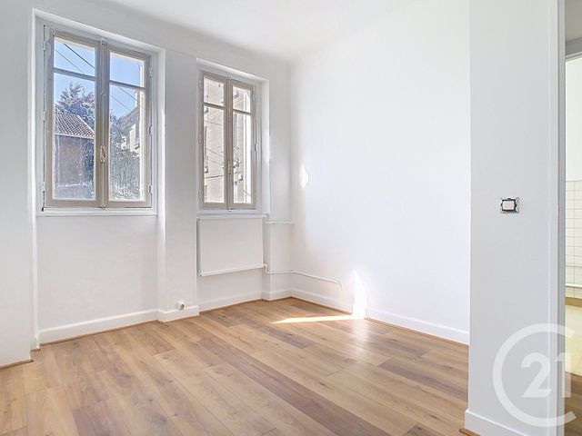 Appartement F2 à vendre - 2 pièces - 42.13 m2 - ENGHIEN LES BAINS - 95 - ILE-DE-FRANCE - Century 21 Le Domaine