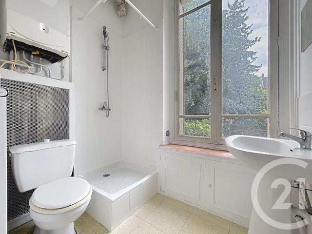 Appartement F2 à vendre - 2 pièces - 42.13 m2 - ENGHIEN LES BAINS - 95 - ILE-DE-FRANCE - Century 21 Le Domaine