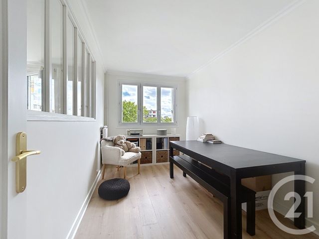 Afficher la photo en grand Appartement F4 à vendre - 4 pièces - 78.29 m2 - DEUIL LA BARRE - 95 - ILE-DE-FRANCE - Century 21 Le Domaine