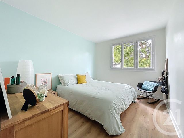 Afficher la photo en grand Appartement F4 à vendre - 4 pièces - 78.29 m2 - DEUIL LA BARRE - 95 - ILE-DE-FRANCE - Century 21 Le Domaine