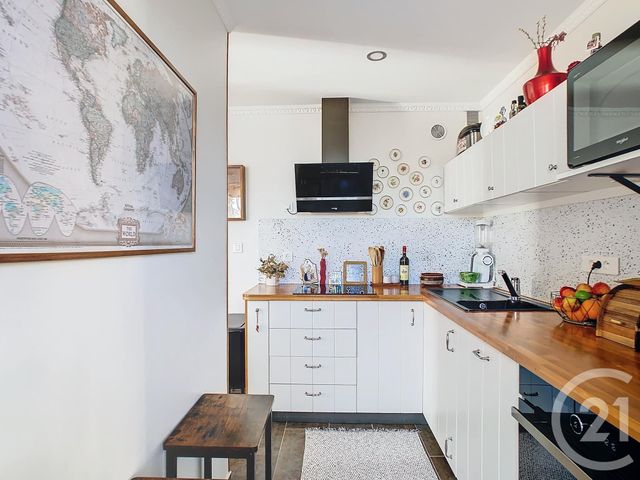 Appartement F5 à vendre - 5 pièces - 86.65 m2 - ST GRATIEN - 95 - ILE-DE-FRANCE - Century 21 Le Domaine