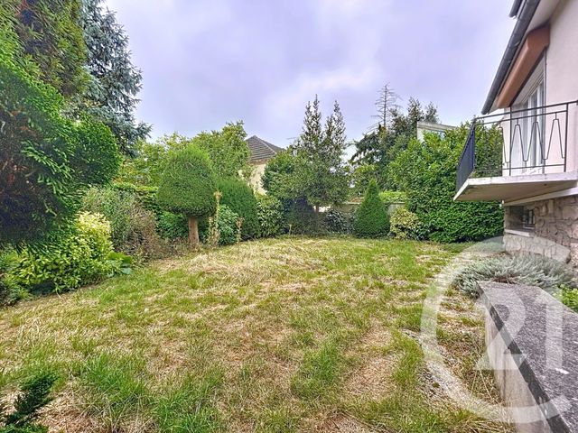 maison à vendre - 6 pièces - 126.6 m2 - PIERREFITTE SUR SEINE - 93 - ILE-DE-FRANCE - Century 21 Le Domaine