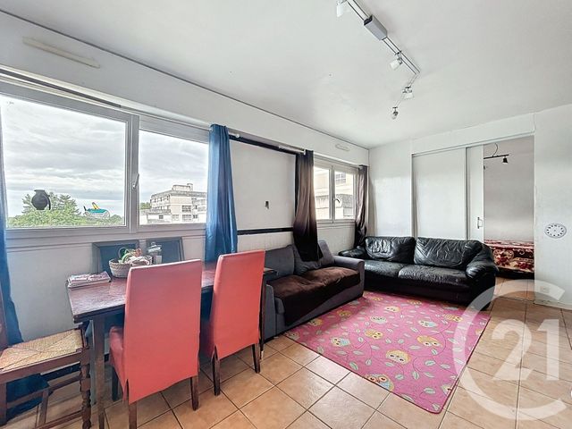 Appartement F4 à vendre - 4 pièces - 73.52 m2 - MONTMAGNY - 95 - ILE-DE-FRANCE - Century 21 Le Domaine