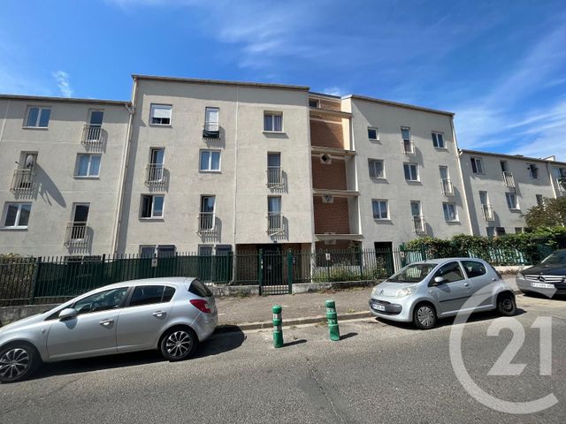 Appartement F4 à vendre - 4 pièces - 89.94 m2 - MONTMAGNY - 95 - ILE-DE-FRANCE - Century 21 Le Domaine