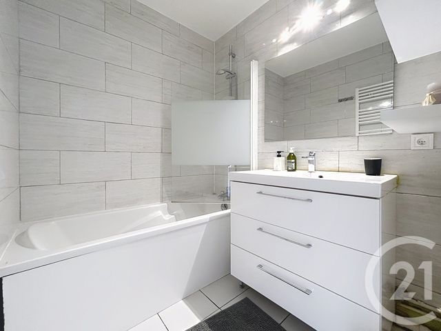 Appartement F3 à louer - 3 pièces - 66.81 m2 - DEUIL LA BARRE - 95 - ILE-DE-FRANCE - Century 21 Le Domaine