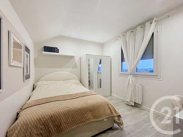 Appartement F5 à vendre - 5 pièces - 94.29 m2 - DEUIL LA BARRE - 95 - ILE-DE-FRANCE - Century 21 Le Domaine