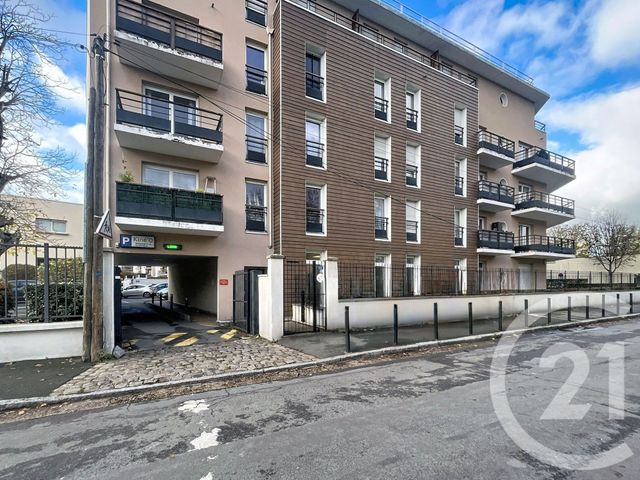 Appartement F3 à vendre - 3 pièces - 61.26 m2 - EPINAY SUR SEINE - 93 - ILE-DE-FRANCE - Century 21 Le Domaine