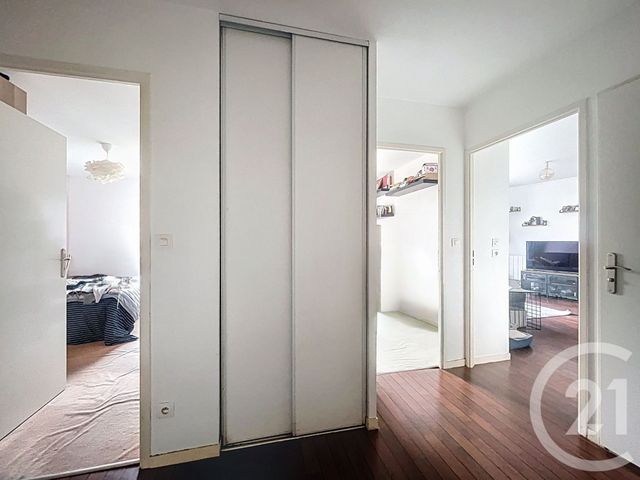 Appartement F3 à vendre - 3 pièces - 61.26 m2 - EPINAY SUR SEINE - 93 - ILE-DE-FRANCE - Century 21 Le Domaine