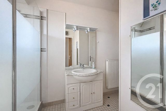 Appartement F2 à vendre - 2 pièces - 42.4 m2 - DEUIL LA BARRE - 95 - ILE-DE-FRANCE - Century 21 Le Domaine