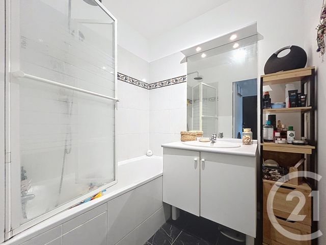 Appartement F3 à vendre - 3 pièces - 64.73 m2 - DEUIL LA BARRE - 95 - ILE-DE-FRANCE - Century 21 Le Domaine