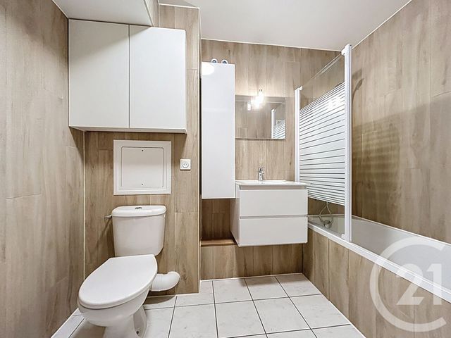 Appartement F2 à louer - 2 pièces - 48.05 m2 - MONTMAGNY - 95 - ILE-DE-FRANCE - Century 21 Le Domaine