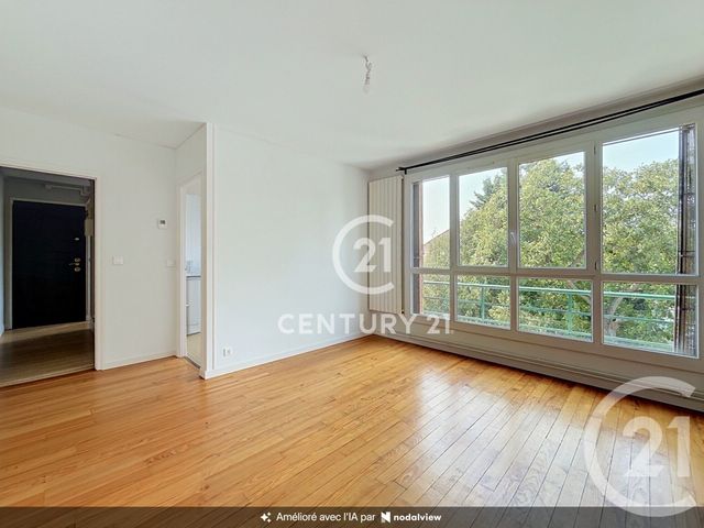 Appartement F3 à vendre - 3 pièces - 51.6 m2 - EPINAY SUR SEINE - 93 - ILE-DE-FRANCE - Century 21 Le Domaine