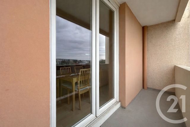 Appartement F3 à vendre - 3 pièces - 72.69 m2 - EPINAY SUR SEINE - 93 - ILE-DE-FRANCE - Century 21 Le Domaine