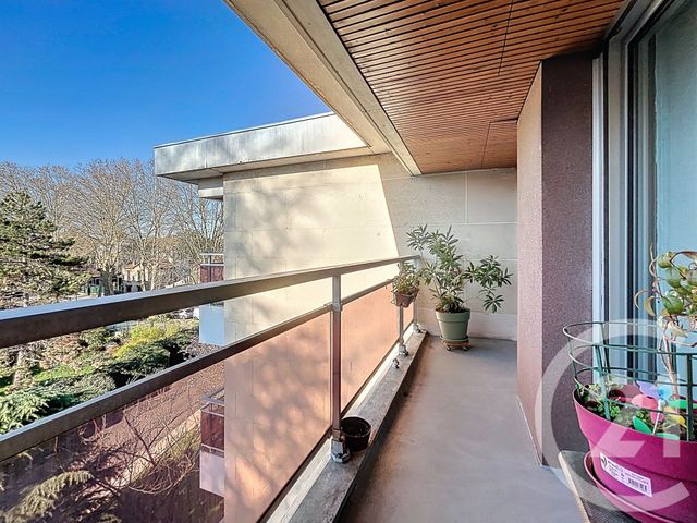 Appartement F5 à vendre - 5 pièces - 87.61 m2 - EPINAY SUR SEINE - 93 - ILE-DE-FRANCE - Century 21 Le Domaine