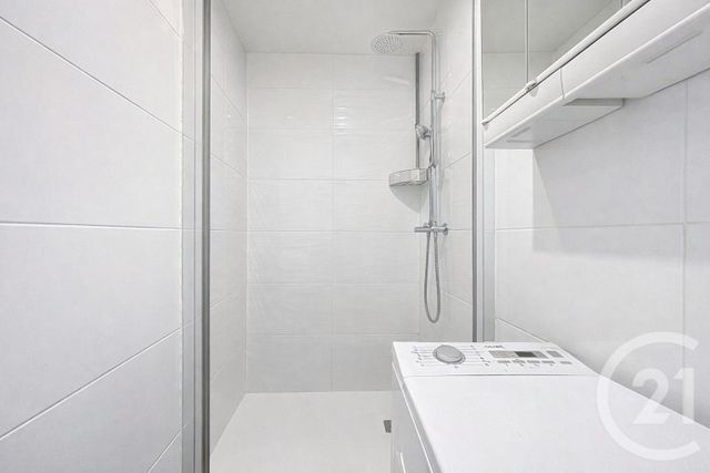 Appartement F5 à vendre - 5 pièces - 87.61 m2 - EPINAY SUR SEINE - 93 - ILE-DE-FRANCE - Century 21 Le Domaine