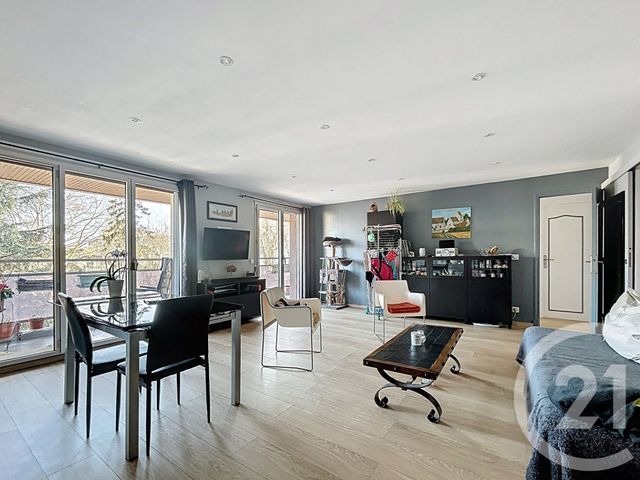 Appartement F5 à vendre - 5 pièces - 87.61 m2 - EPINAY SUR SEINE - 93 - ILE-DE-FRANCE - Century 21 Le Domaine