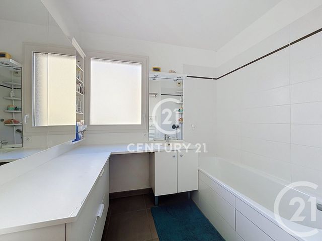 Appartement F4 à vendre - 4 pièces - 74.34 m2 - DEUIL LA BARRE - 95 - ILE-DE-FRANCE - Century 21 Le Domaine