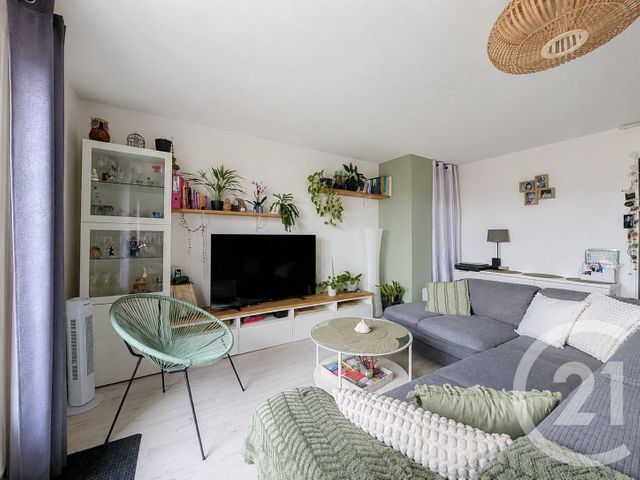 Appartement F4 à vendre - 4 pièces - 94.64 m2 - MONTMAGNY - 95 - ILE-DE-FRANCE - Century 21 Le Domaine