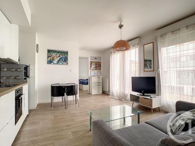 Appartement F2 à louer - 2 pièces - 43.69 m2 - MONTMAGNY - 95 - ILE-DE-FRANCE - Century 21 Le Domaine