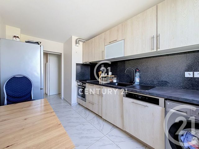 Appartement F4 à vendre - 4 pièces - 77.31 m2 - DEUIL LA BARRE - 95 - ILE-DE-FRANCE - Century 21 Le Domaine