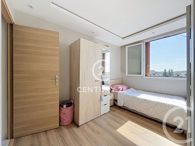 Appartement F4 à vendre - 4 pièces - 77.31 m2 - DEUIL LA BARRE - 95 - ILE-DE-FRANCE - Century 21 Le Domaine