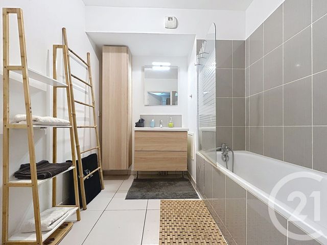 Appartement F3 à louer - 3 pièces - 66.93 m2 - DEUIL LA BARRE - 95 - ILE-DE-FRANCE - Century 21 Le Domaine