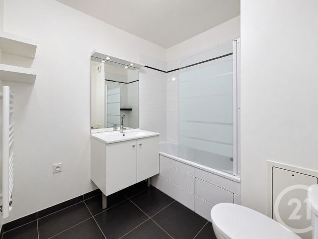 Appartement à louer - 2 pièces - 41.11 m2 - DEUIL LA BARRE - 95 - ILE-DE-FRANCE - Century 21 Le Domaine