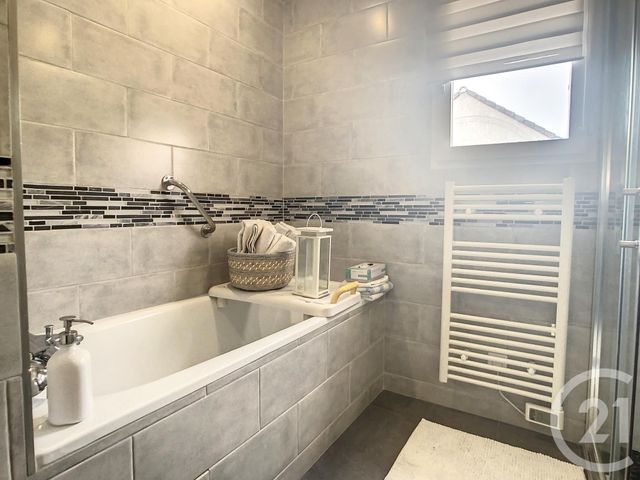 maison à vendre - 5 pièces - 99.12 m2 - MONTMAGNY - 95 - ILE-DE-FRANCE - Century 21 Le Domaine