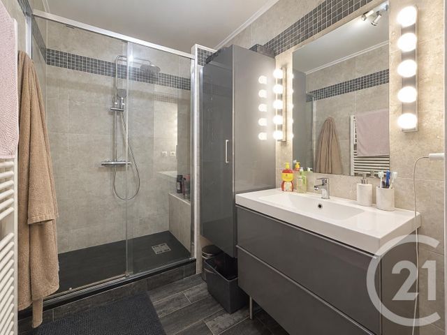 Appartement F3 à vendre - 3 pièces - 71.54 m2 - DEUIL LA BARRE - 95 - ILE-DE-FRANCE - Century 21 Le Domaine