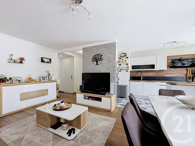 Appartement F3 à vendre - 3 pièces - 71.6 m2 - DEUIL LA BARRE - 95 - ILE-DE-FRANCE - Century 21 Le Domaine