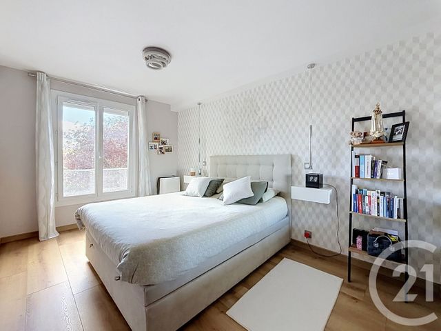 Appartement F3 à vendre - 3 pièces - 71.6 m2 - DEUIL LA BARRE - 95 - ILE-DE-FRANCE - Century 21 Le Domaine