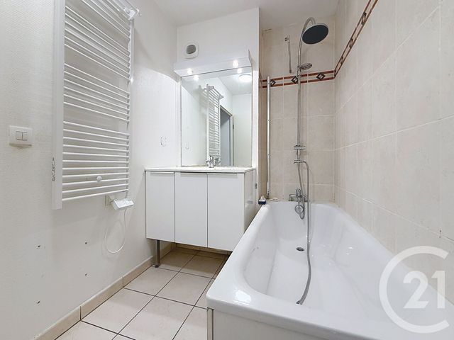 Appartement à louer - 2 pièces - 51.25 m2 - DEUIL LA BARRE - 95 - ILE-DE-FRANCE - Century 21 Le Domaine