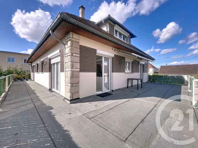 maison à vendre - 7 pièces - 151.14 m2 - MONTMAGNY - 95 - ILE-DE-FRANCE - Century 21 Le Domaine